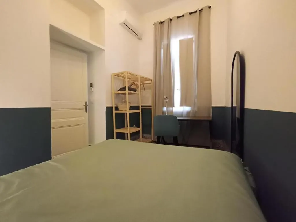 Private Rooms In Authentic Apartment In Old Town Of Tunis, Near Medina Homestay szállás